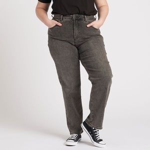 Universal Standard Donna High Rise Curve Straight Leg Jeans 32 Stonewash Black